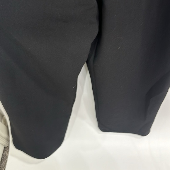 Gal Meets Glam Nadia Black jumpsuit faux pearl trim size 14. NWT - Picture 4 of 14